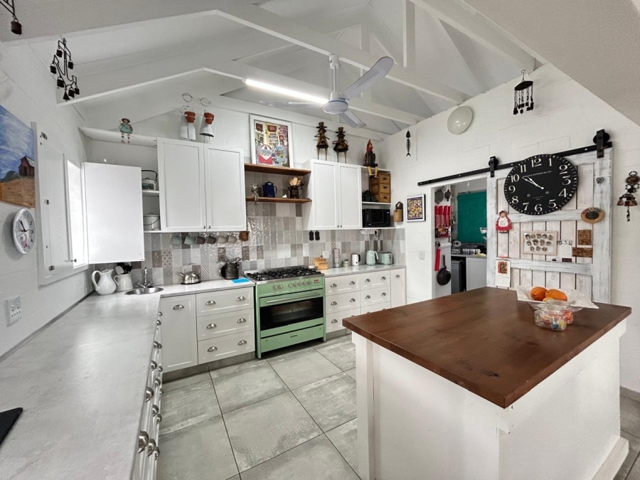 3 Bedroom Property for Sale in Britannia Bay Western Cape